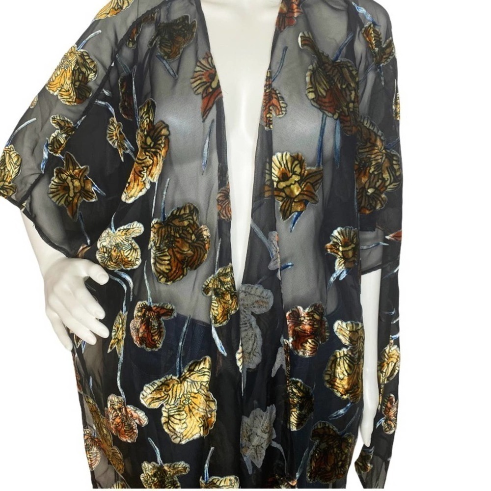 Urban Outfitters Gold Floral Velvet Kimono Size M - Picture 2 of 4